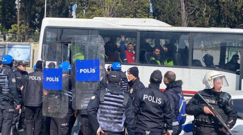 Mecidiyeköy'den Taksim'e yürümek isteyen eylemcilere müdahale