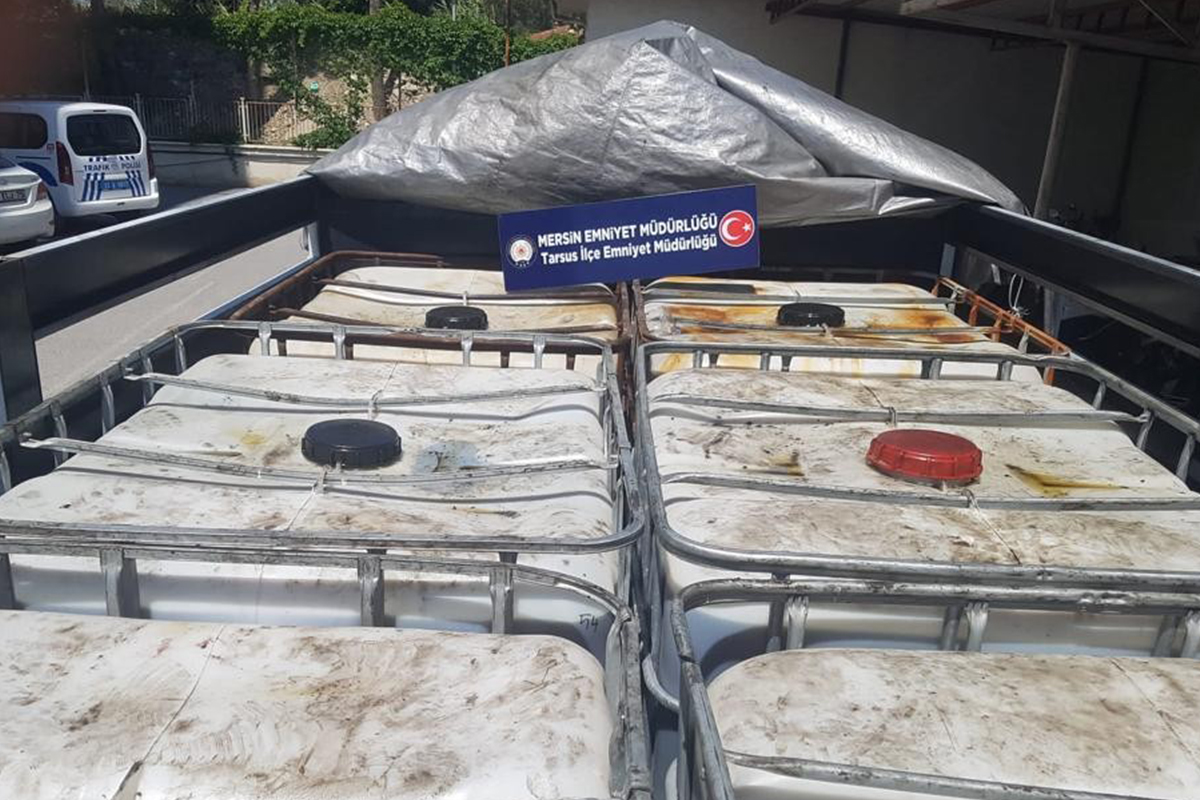 Mersin'de 5 ton 952 litre kaçak akaryakıt ele geçirildi