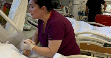 Mesleğini 31 yıldır onur ve gururla sürdüren Hatice hemşire