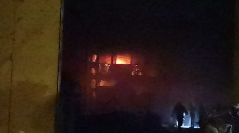 Metal doğrama işyerinde yangın