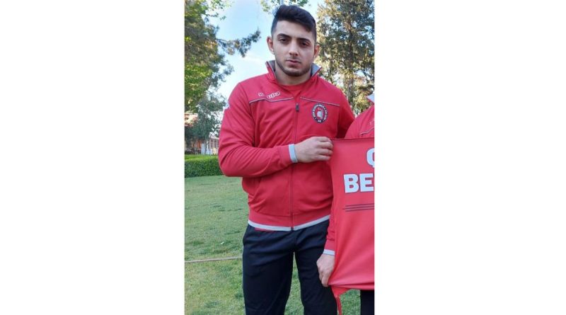 Milli güreşçi patlamada yaralandı