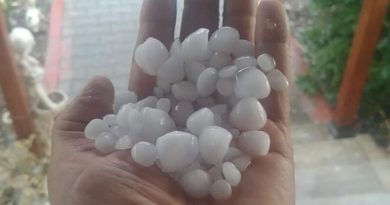 Misket büyüklüğünde dolu yağdı !