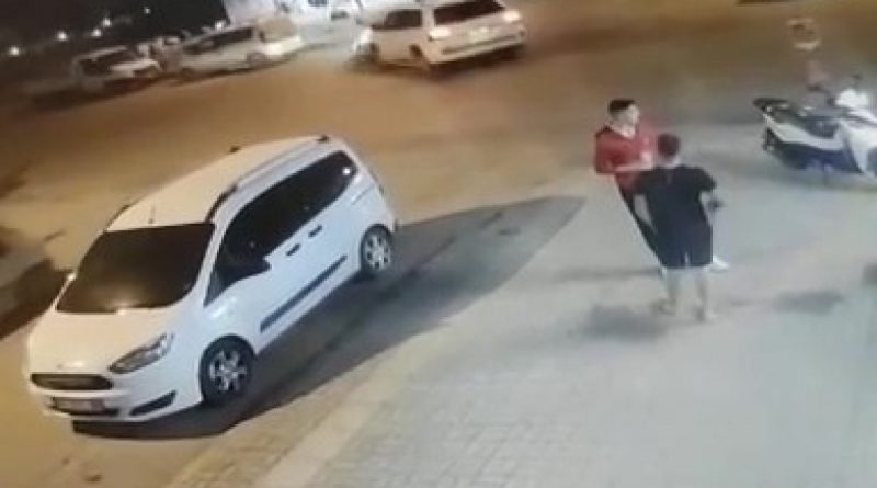 Motosiklete çarpan Rus turist fren yerine gaza bastı