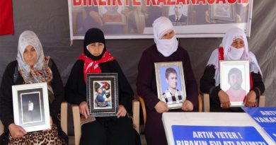 Muş'ta evlat nöbeti tutan ailelerin sayısı 35'e yükseldi