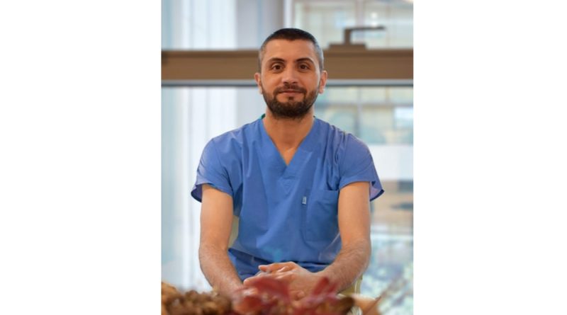 Nihat Tüney’den saç ektirmenin püf noktaları