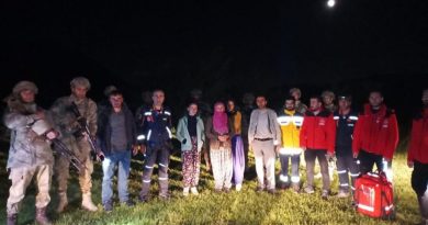 Pancar toplarken mahsur kalan 6 kişi kurtarıldı