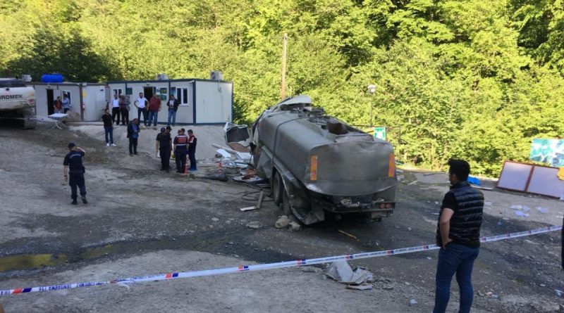 Rize’de feci kaza: 1 ölü, 3 yaralı