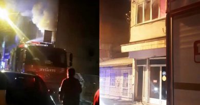 Sakarya’da evde çıkan yangında 2 kişi dumandan etkilendi