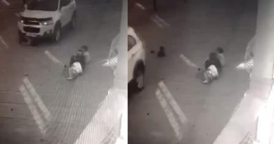 Sancaktepe’de ölüm teğet geçti: Küçük çocuk, cipin altından yara almadan kurtuldu