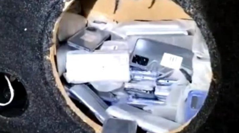 Şanlıurfa’da ses sistemi içerisinde 267 adet cep telefonu ele geçirildi