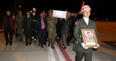 Şehit Güler için Erzincan’da havalimanında uğurlama töreni düzenlendi
