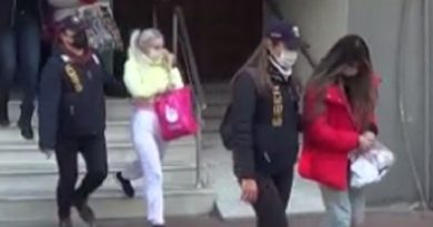 Simge Barankoğlu İzmir'de gözaltına alındı