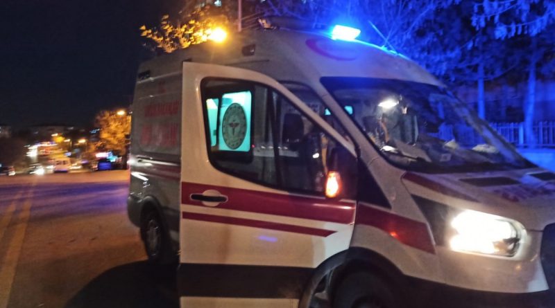 Sokak ortasında meslektaşını ağır yaralayan oto lastikçi tutuklandı