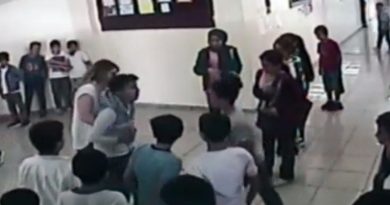 Soluk borusuna yemek kaçan öğrenciyi öğretmenleri kurtardı