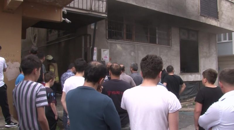 Sultanbeyli’de tekstil atölyesinde korkutan yangın