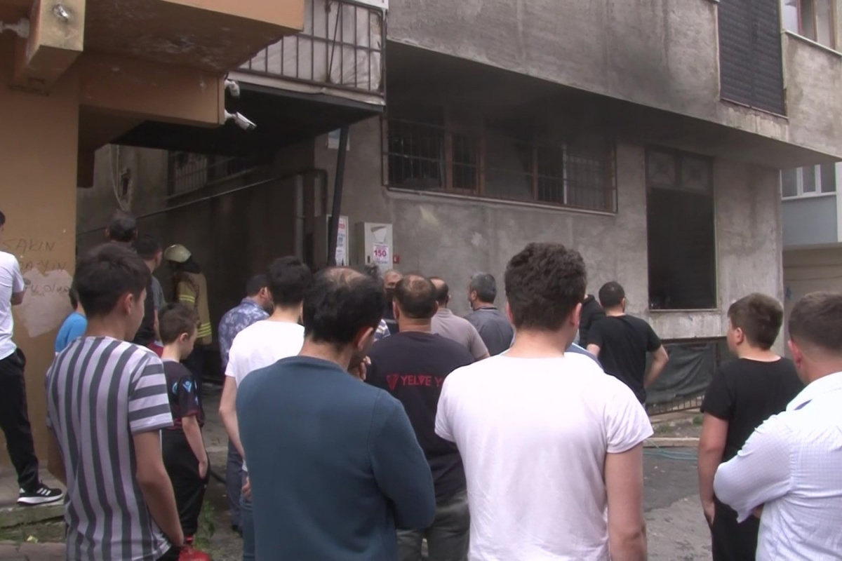 Sultanbeyli’de tekstil atölyesinde korkutan yangın