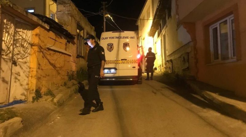 Tamir için gittiği evde kafasına sopayla vurularak öldürüldü