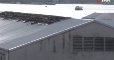 Tarihi Haliç Tersanesi'nde korkutan yangın