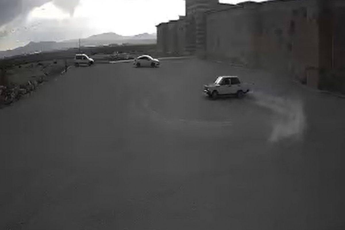 Tarihi hanın önündeki drift 9 bin 125 liraya maloldu