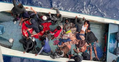 TCG GÖKÇEADA fırkateyni, Libya açıklarında Bangladeşli göçmenleri kurtardı