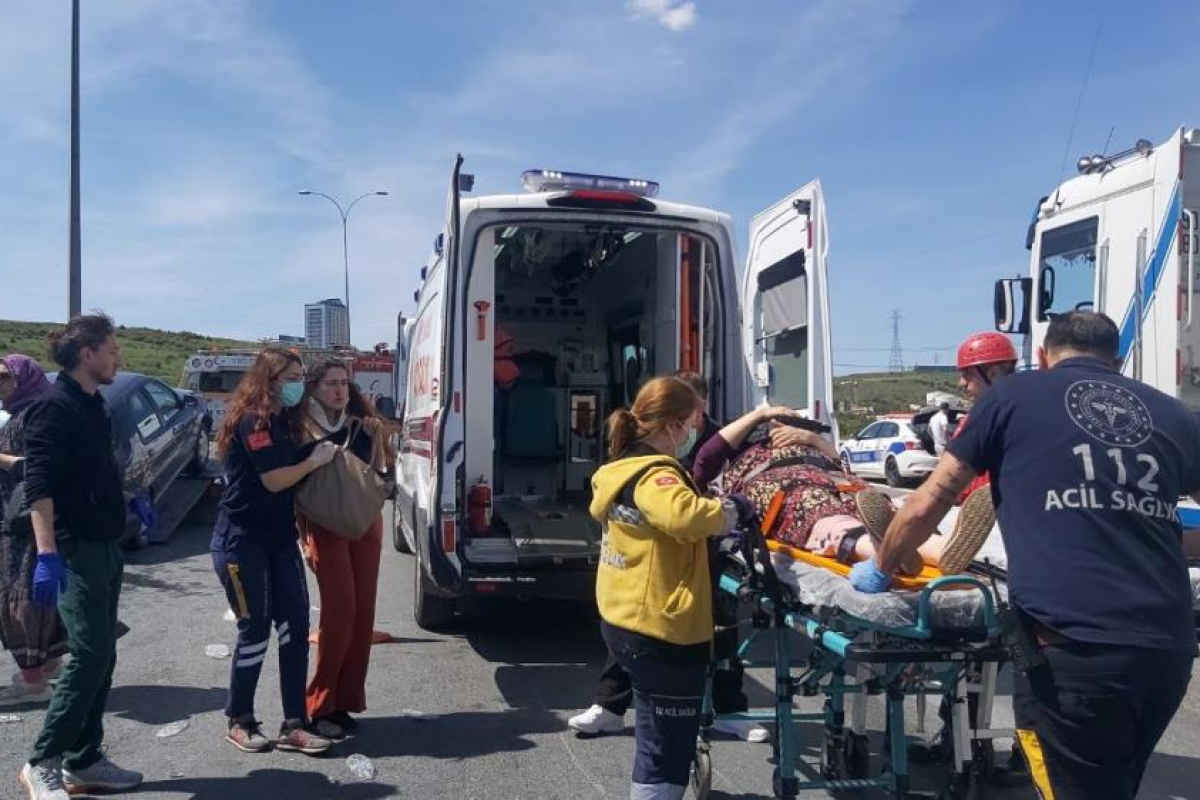 TEM’de zincirleme kaza: 10 yaralı