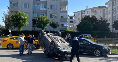 Tuzla’da taksi ile çarpışan cip devrildi: 2 yaralı