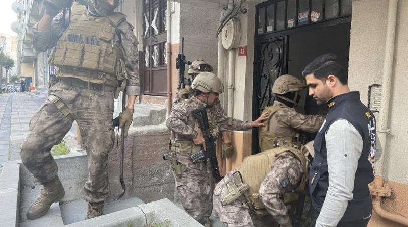 Twitch üzerinden dolandırıcılık yapan şebekeye şafak operasyonu