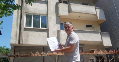 Üç katlı evi için anlaştığı müteahhite 180 bin TL’sini kaptırdı