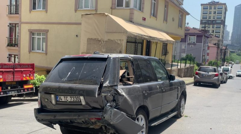 Ümraniye'de lüks cipin bina boşluğuna düştüğü anlar kamerada