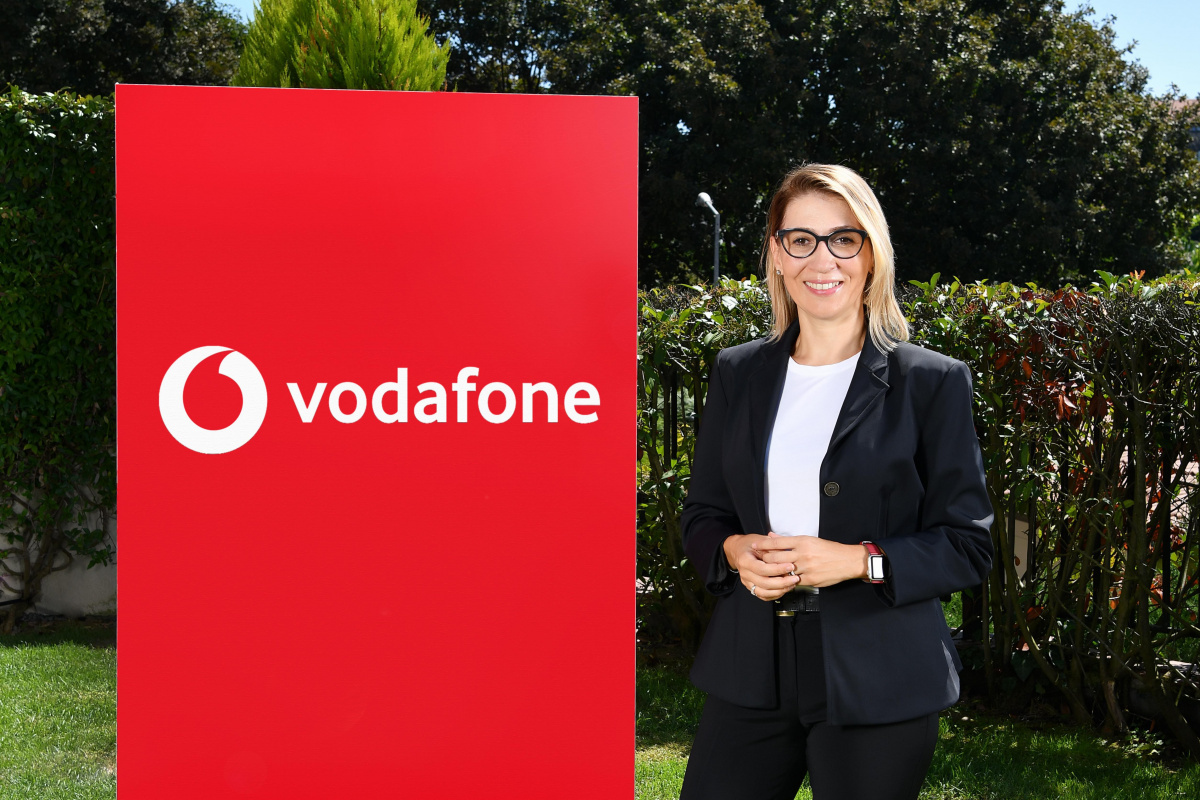 Vodafone yenilenmiş ikinci elde liderliği hedefliyor