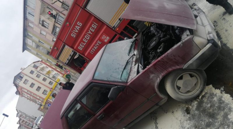 Yanan otomobil paniğe neden oldu