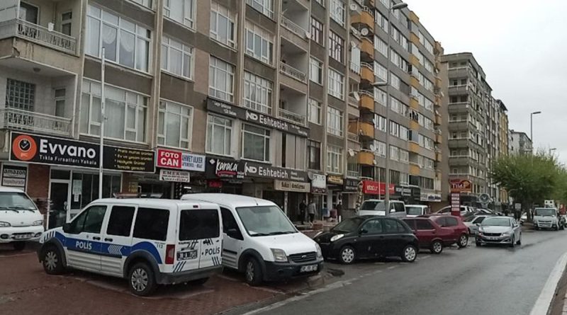 Yaşlı kadın yalnız yaşadığı evinde ölü bulundu