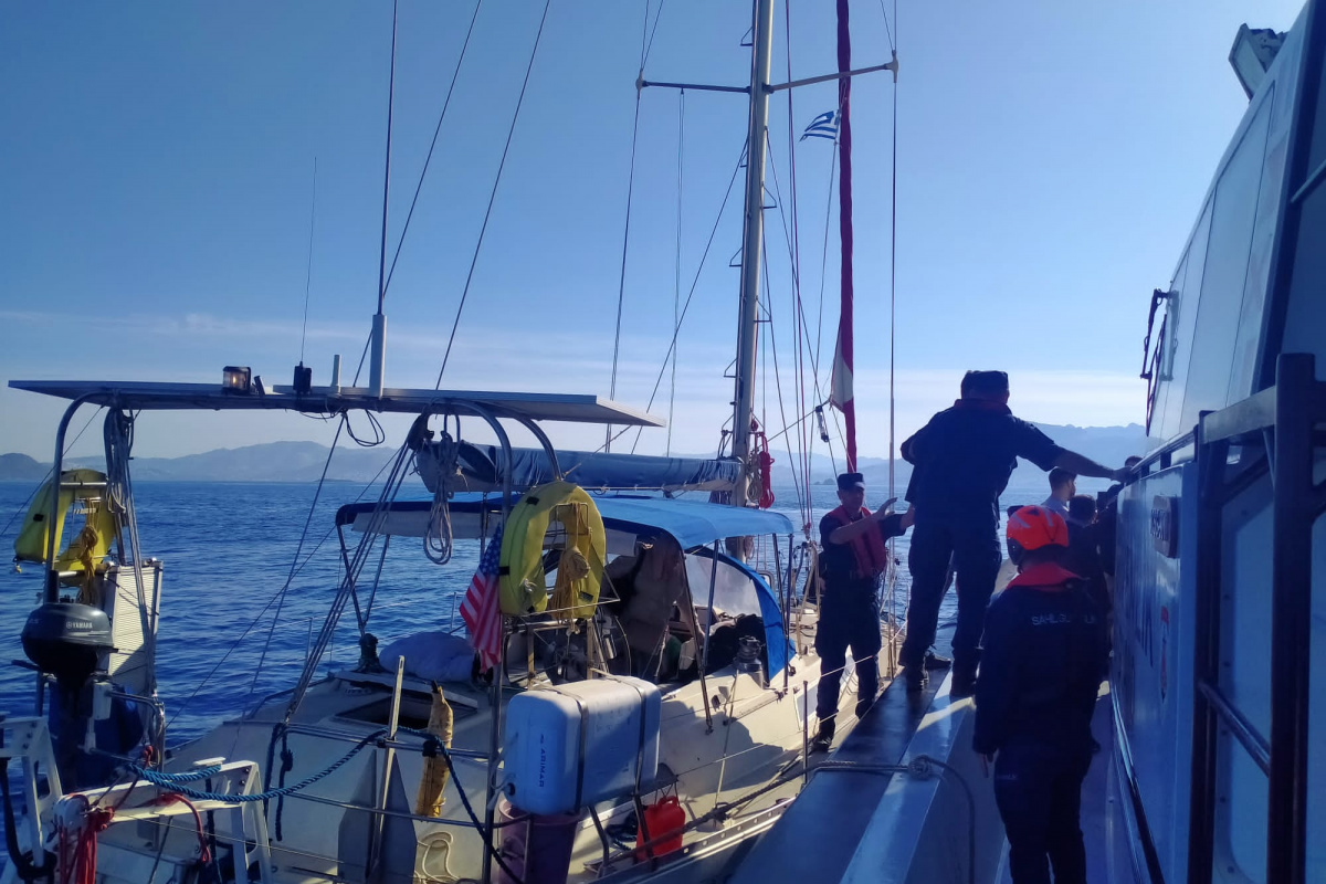 Yelkenlide 29 göçmen yakalandı