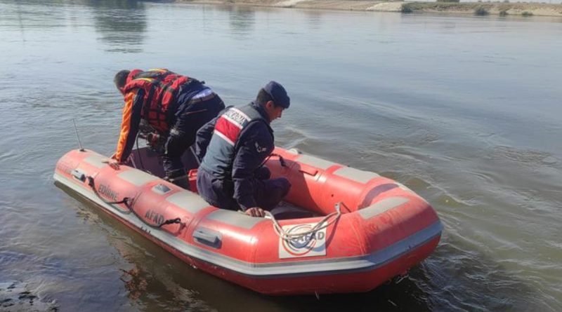 Yunanistan hayaliyle yola çıkan kadın Meriç Nehrinde adacıkta mahsur kaldı