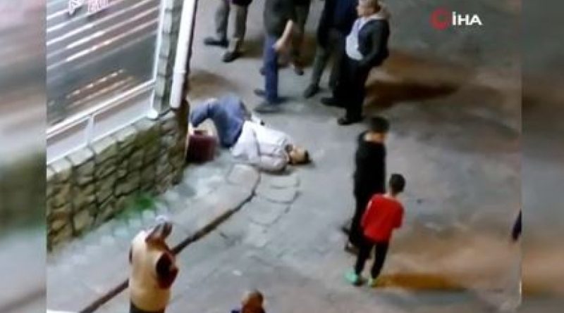 Zeytinburnu’nda sokak ortasında silahlı çatışma: 3 yaralı