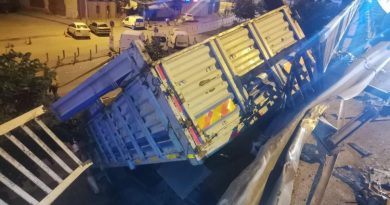 1 kişinin öldüğü, 5 kişinin yaralandığı kazayla ilgili kamyon şoförü tutuklandı