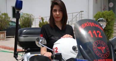 112’nin tek motosikletli kadın ATT’si 4 yıldır görevinin başında