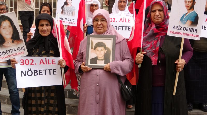 Aileler direniyor, evlat nöbetine katılanların sayısı artıyor