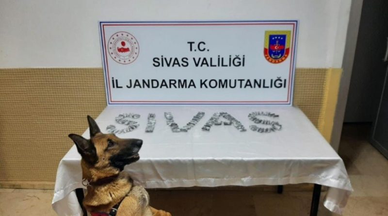 Akıllara durgunluk veren olay, midesinden 15 paket uyuşturucu çıktı