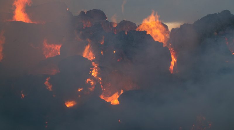 Aksaray’daki fabrika yangını söndürüldü