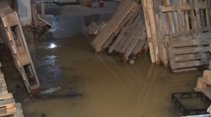 Akyurt’taki selde dükkanını su basan vatandaş: “Ortalık kıyamet yerine döndü”