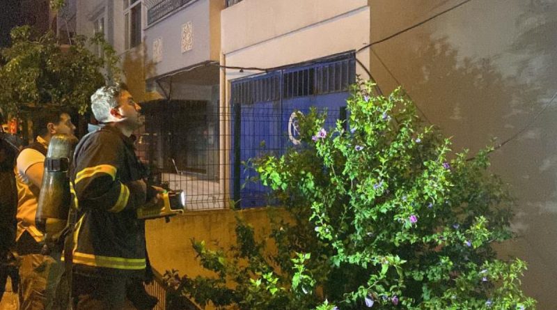 Alkollü şahıs kendisini eve kilitledi, tüm ekipler seferber oldu