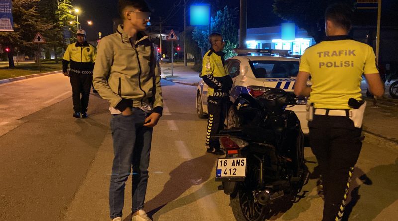 'Amcam polis' dedi, ceza yağdı