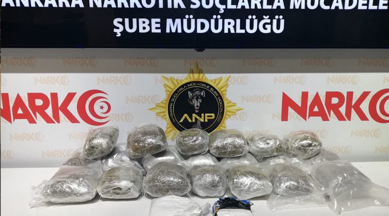 Ankara'da bir araçta 10,5 kilo eroin ele geçirildi