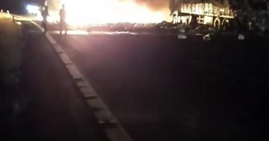 Ankara’da iplik taşıyan tır ile karpuz taşıyan tır çarpıştı: 1 yaralı