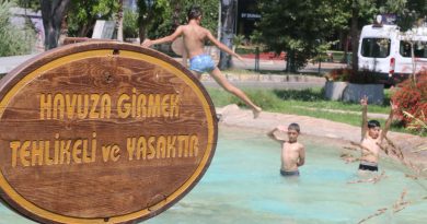 Antalya’da çocukların sus havuzunda tehlikeli serinliği
