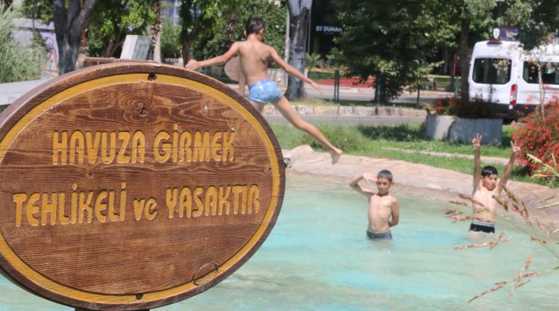 Antalya’da çocukların sus havuzunda tehlikeli serinliği