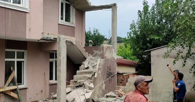Arnavutköy’de bina restorasyonu sırasında merdiven çöktü: 1 işçi yaralandı
