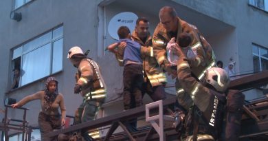 Arnavutköy’de can pazarı, mahsur kalanları itfaiye ekipleri kurtardı