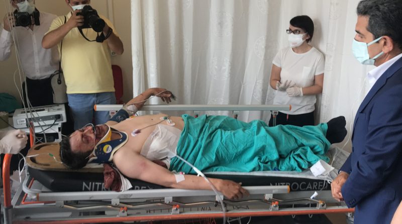 Askeri araçla İlçe Milli Eğitim Müdürlüğünün aracı çarpıştı: 1 ölü, 9 yaralı